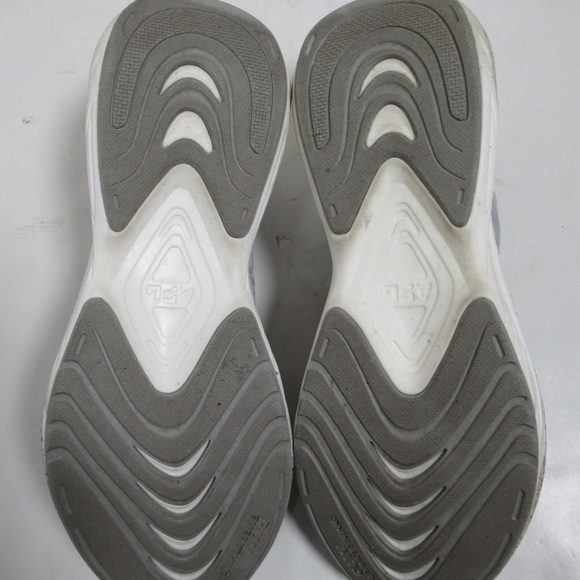 APL Men's Streamline Running Sneakers Light Gray Size 10 US / 9 UK / 43 EUR - Picture 12 of 12